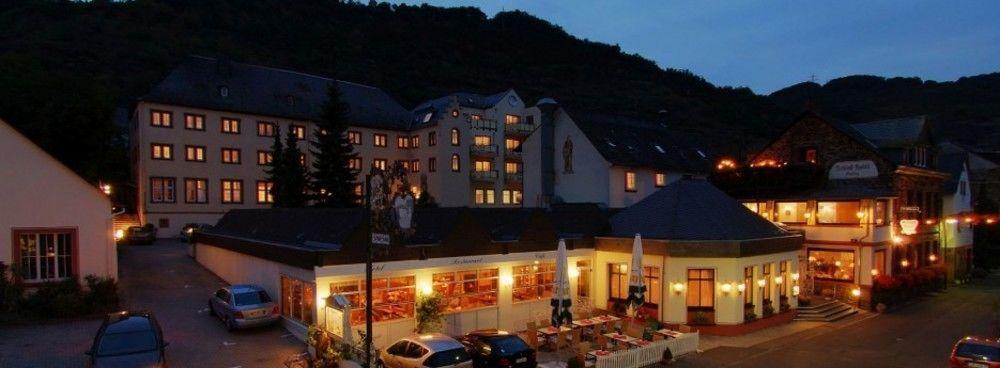Schloss-Hotel Petry 트라이스카르덴 외부 사진
